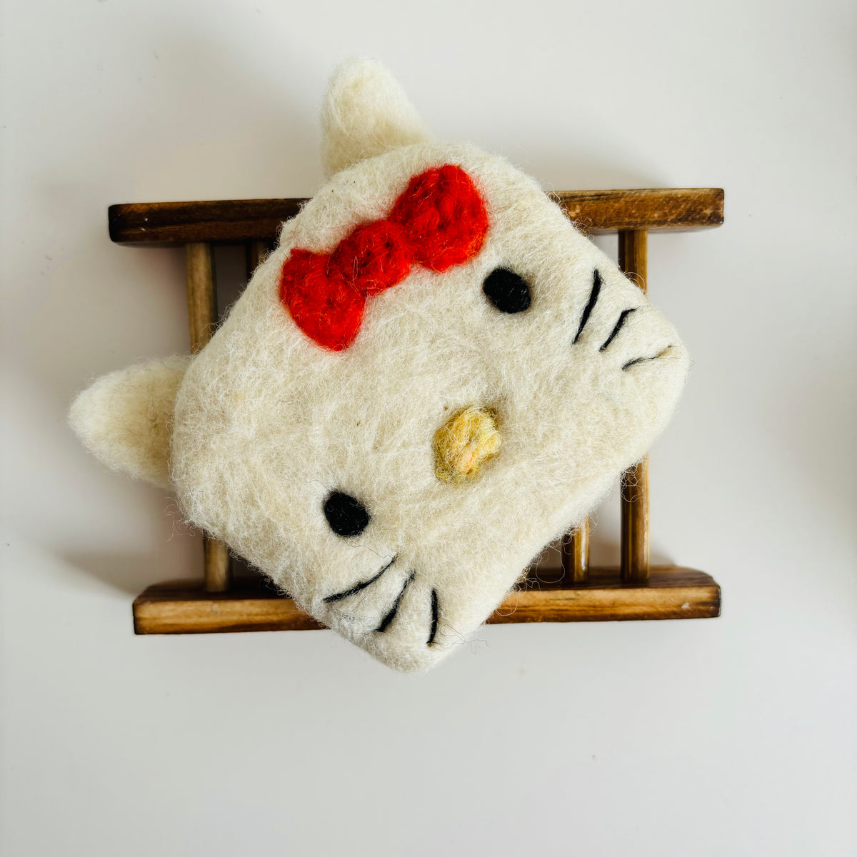 Kawaii Felted Pink Bow Cat Soap – 3oz Organic Bar with Essential Oils