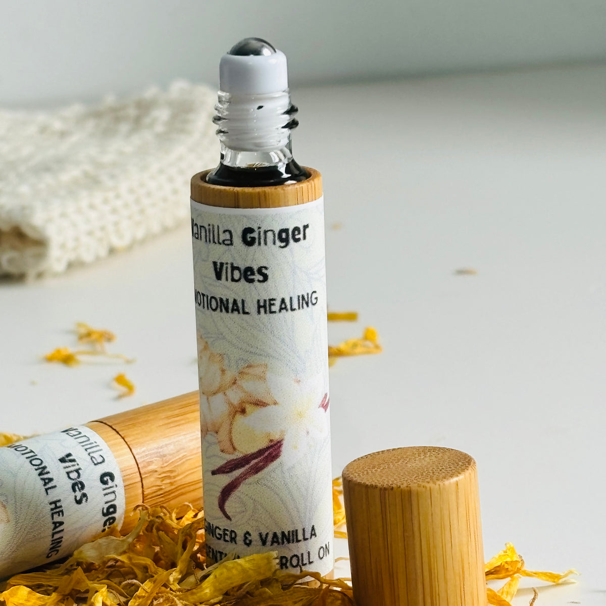 Ginger Vanilla Essential Oil Roller – Warm, Uplifting, Spicy-Sweet Calm