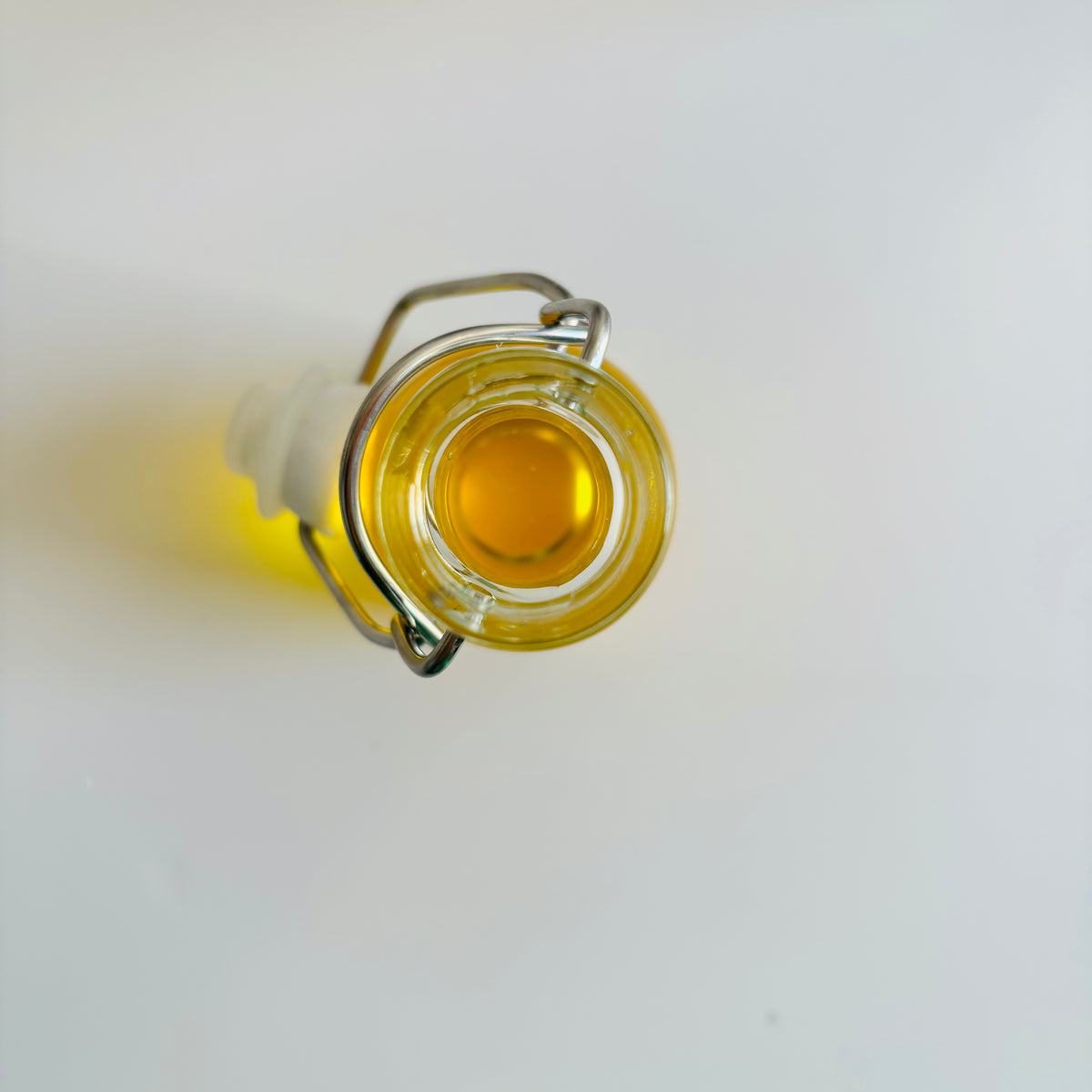 Youth in a Bottle: Natural Rejuvenating Face Oil