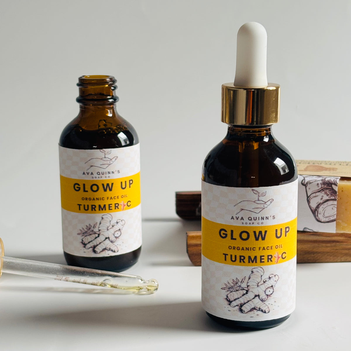 Golden Glow Turmeric Face Oil with Carrot Seed SPF | Natural Radiance Boost